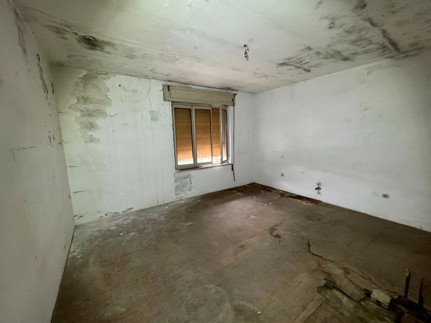 Breganze - Rustico / Area edificabile