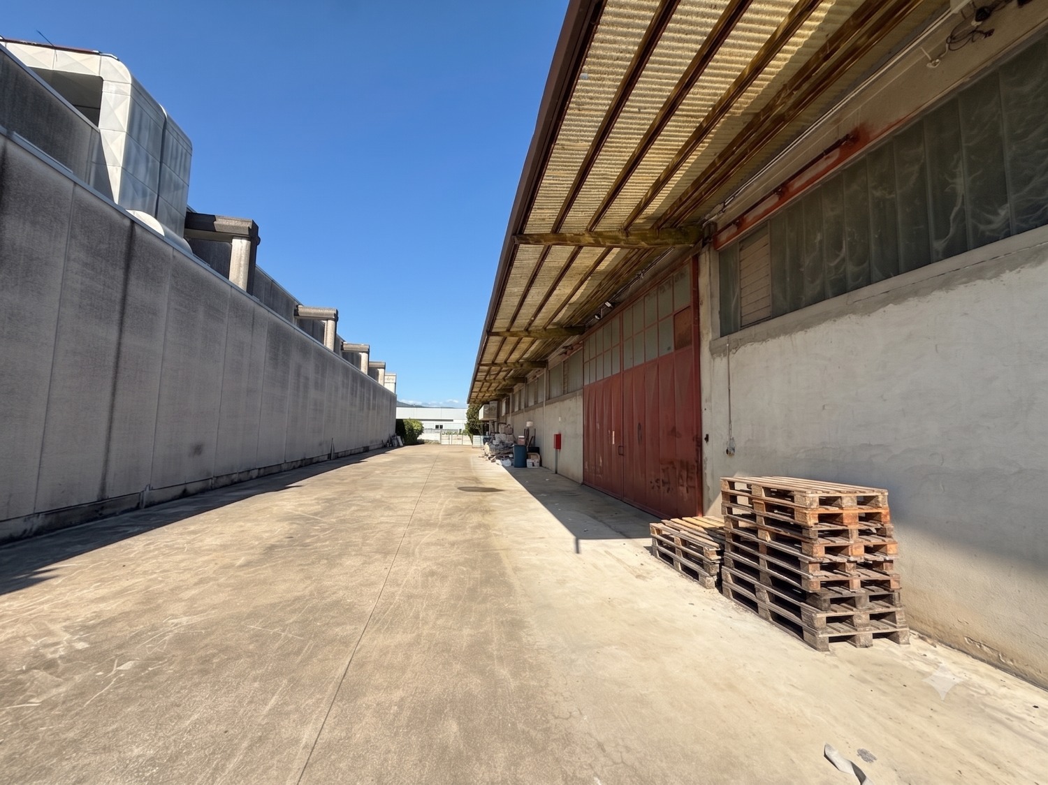 Caldogno - Capannone industriale indipendente