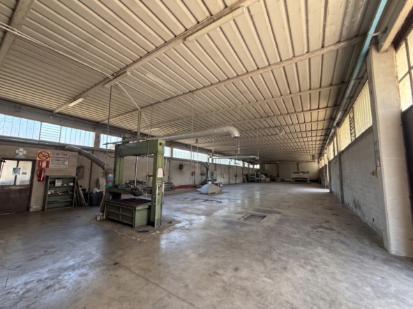 Caldogno - Capannone industriale indipendente