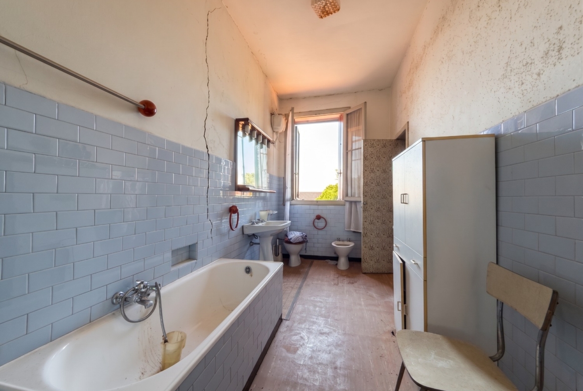 Colceresa - CASA INDIPENDENTE SU PIU' LIVELLI