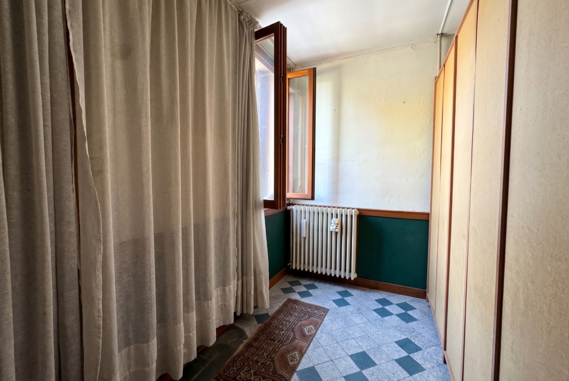 Colceresa - CASA INDIPENDENTE SU PIU' LIVELLI