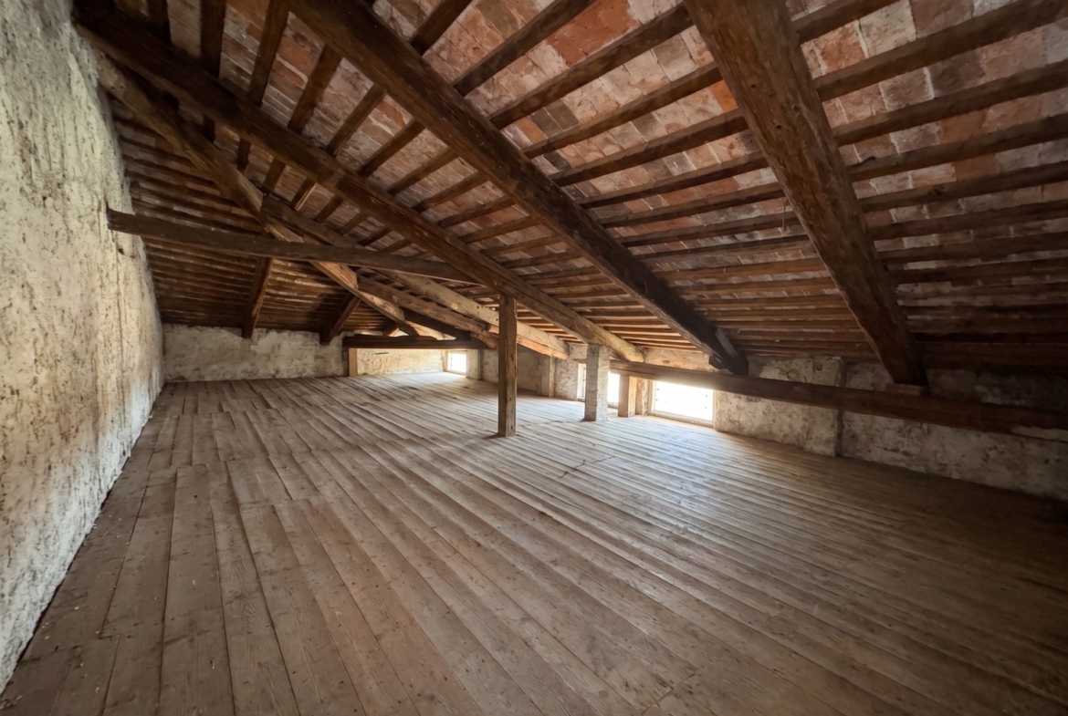 Colceresa - CASA INDIPENDENTE SU PIU' LIVELLI