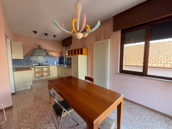 Thiene - CASA INDIPENDENTE CON GARAGE E GIARDINO