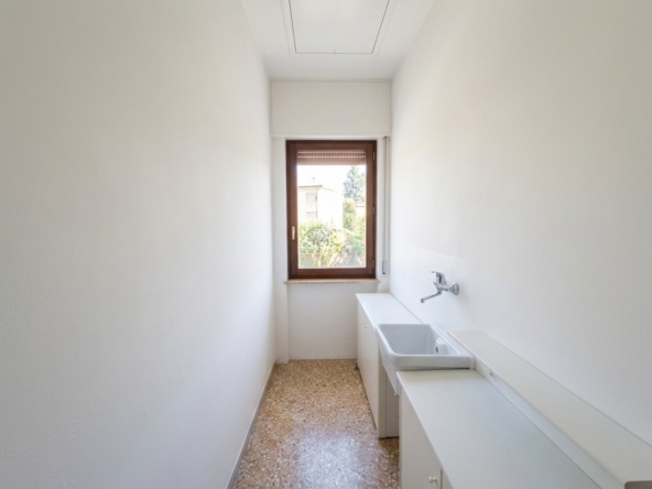 Thiene - CASA INDIPENDENTE CON GARAGE E GIARDINO