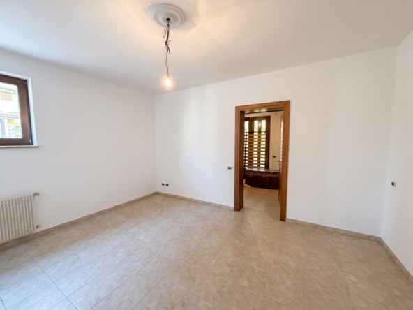Thiene - CASA INDIPENDENTE CON GARAGE E GIARDINO