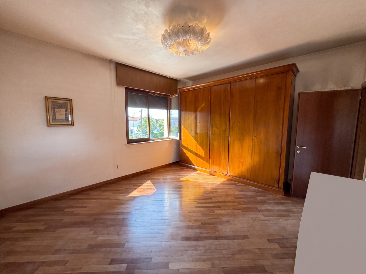 Thiene - CASA INDIPENDENTE CON GARAGE E GIARDINO