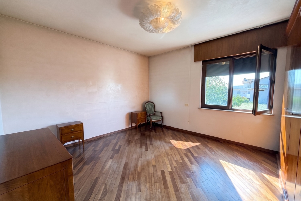 Thiene - CASA INDIPENDENTE CON GARAGE E GIARDINO