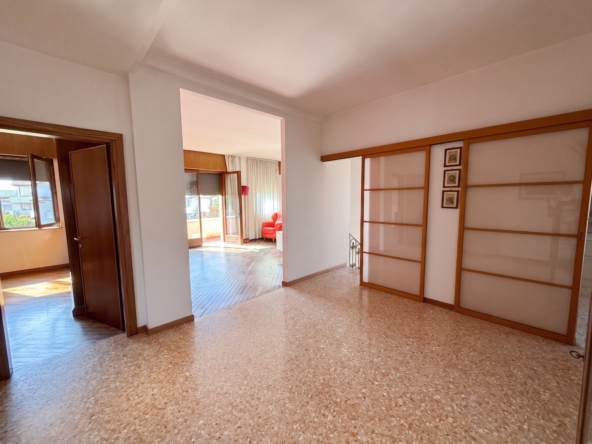 Thiene - CASA INDIPENDENTE CON GARAGE E GIARDINO